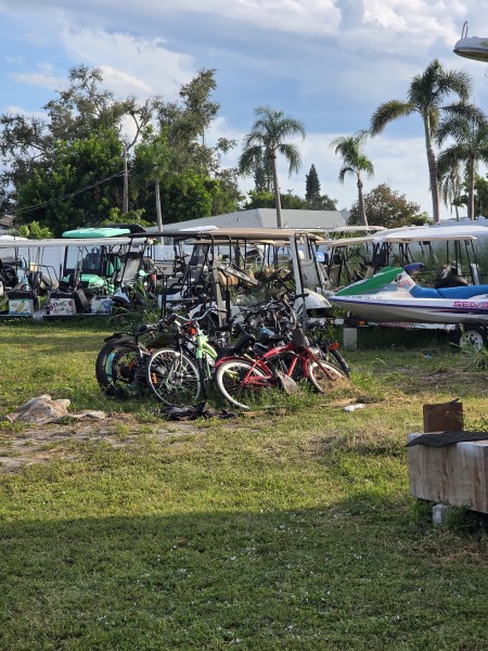 Commercial Junk Removal in Palmetto, FL (1)