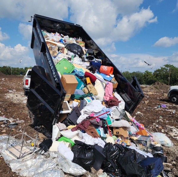 Junk Removal & Cleanouts in Bradenton, FL (1)